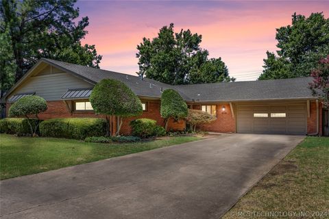 Single Family Residence in Tulsa OK 4236 Sandusky Avenue.jpg