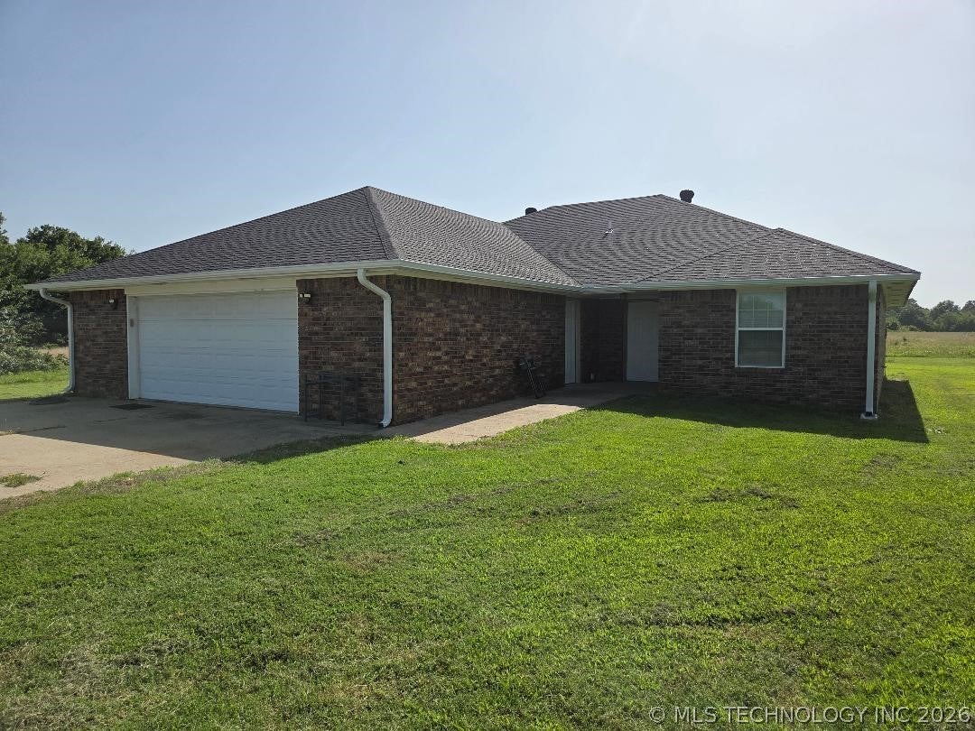 Photo 1 of 46 — 114956 S 4120 Road, Eufaula, OK 74432