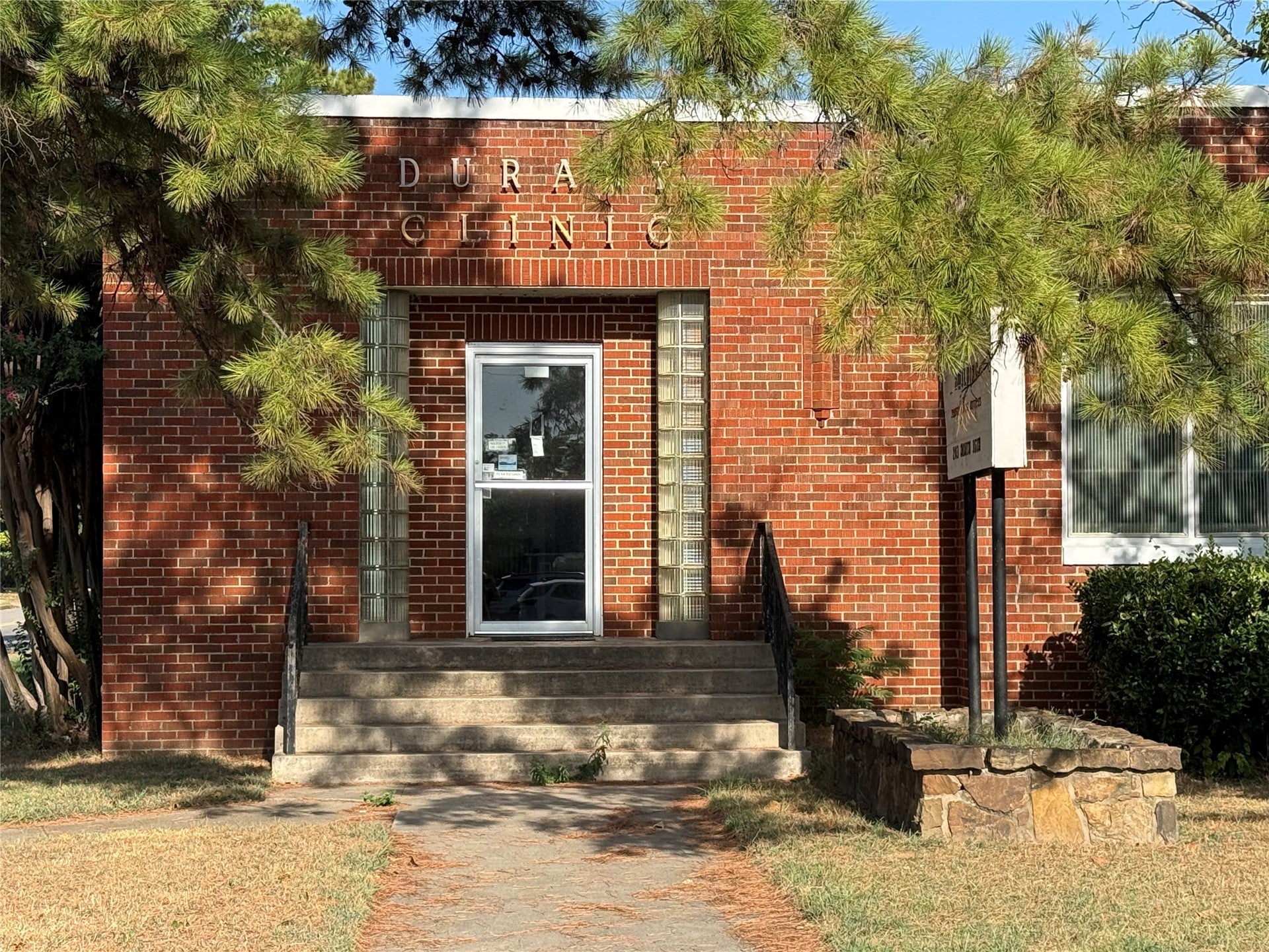 203 N 16th Avenue