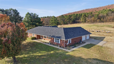 Photo of 2800 NW 1010th Avenue, Wilburton, OK 74578 (MLS # 2637271)
