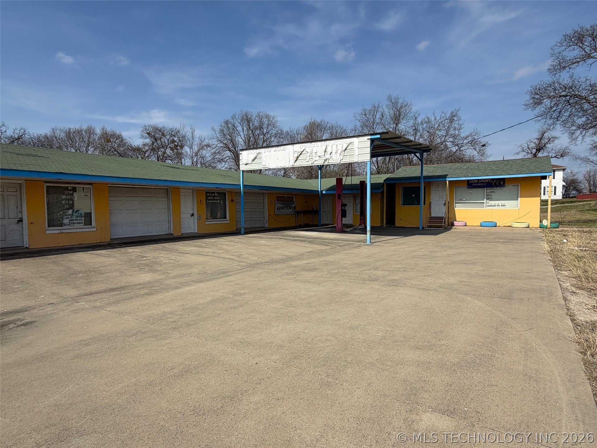 161 N Mississippi Avenue