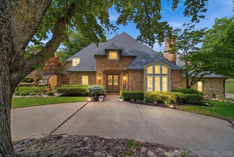 Photo of 10202 S Knoxville Avenue, Tulsa, OK 74137 (MLS # 2616604)