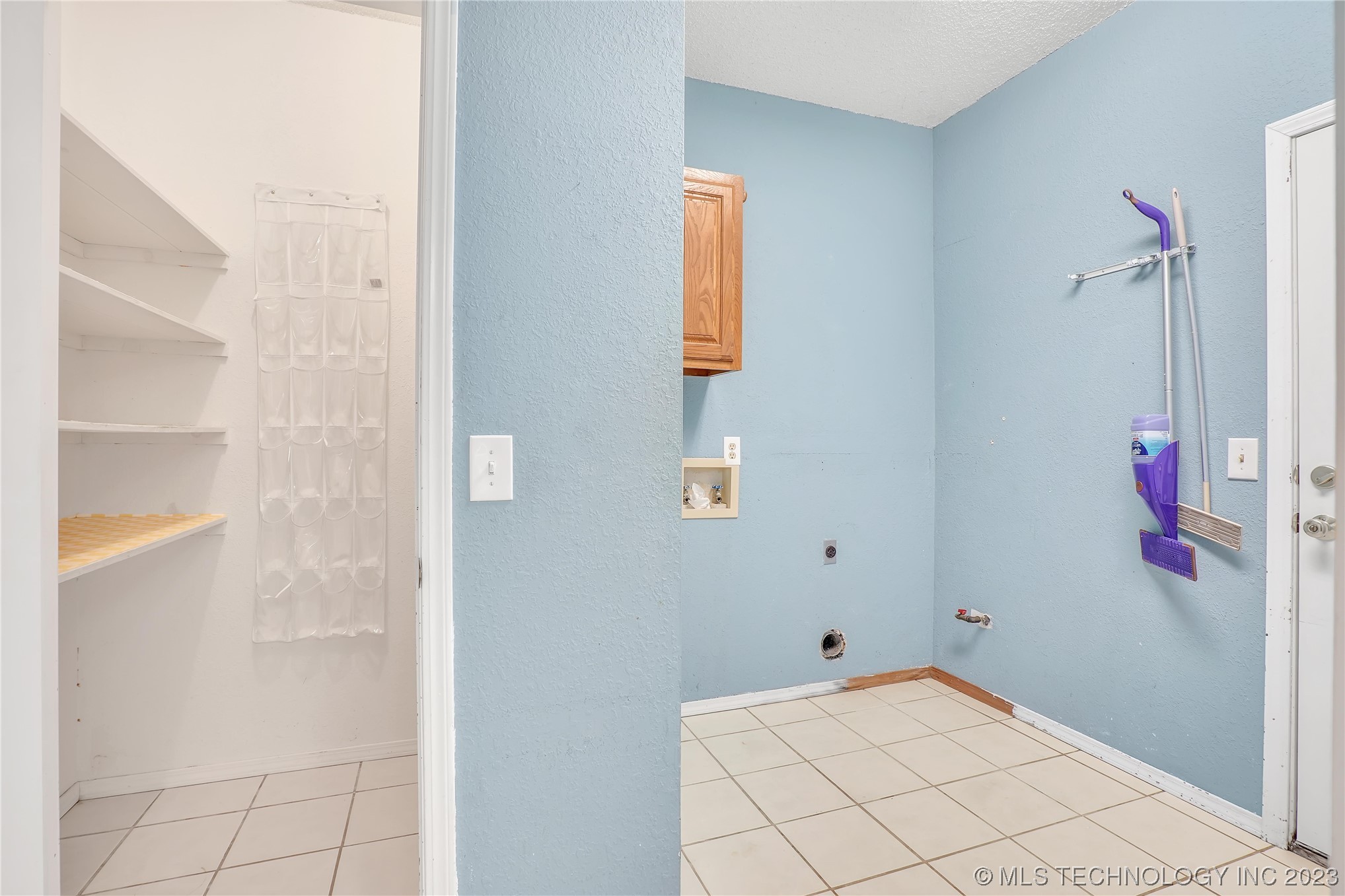 Photo 12 of 27 of 1807 S Gardenia Place house