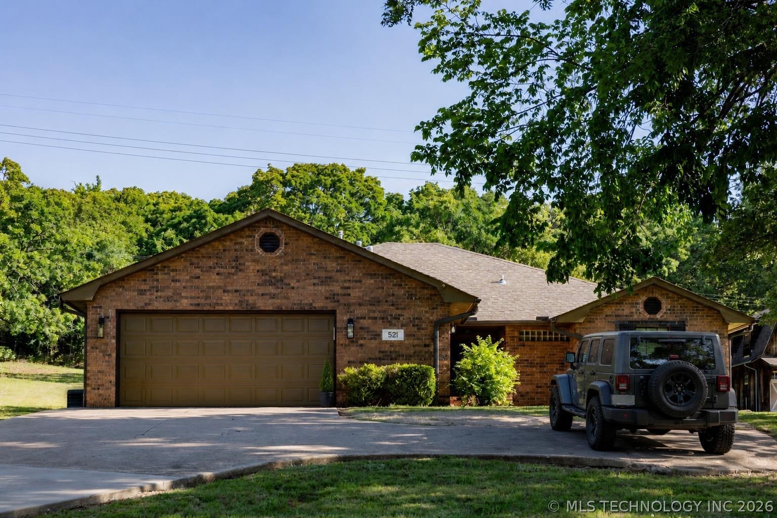 Photo 1 of 48 — 521 Rockwood Drive, Kiefer, OK 74041