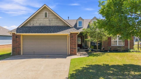 Photo of 2111 S Javine Street, Skiatook, OK 74070 (MLS # 2632519)