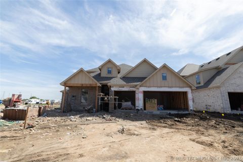 Photo of 2917 E Northampton Street, Broken Arrow, OK 74014 (MLS # 2617282)