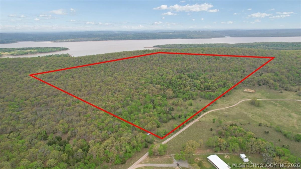 Photo 1 of 28 — 001 E Fred's Fish Camp Road, Stringtown, OK 74569