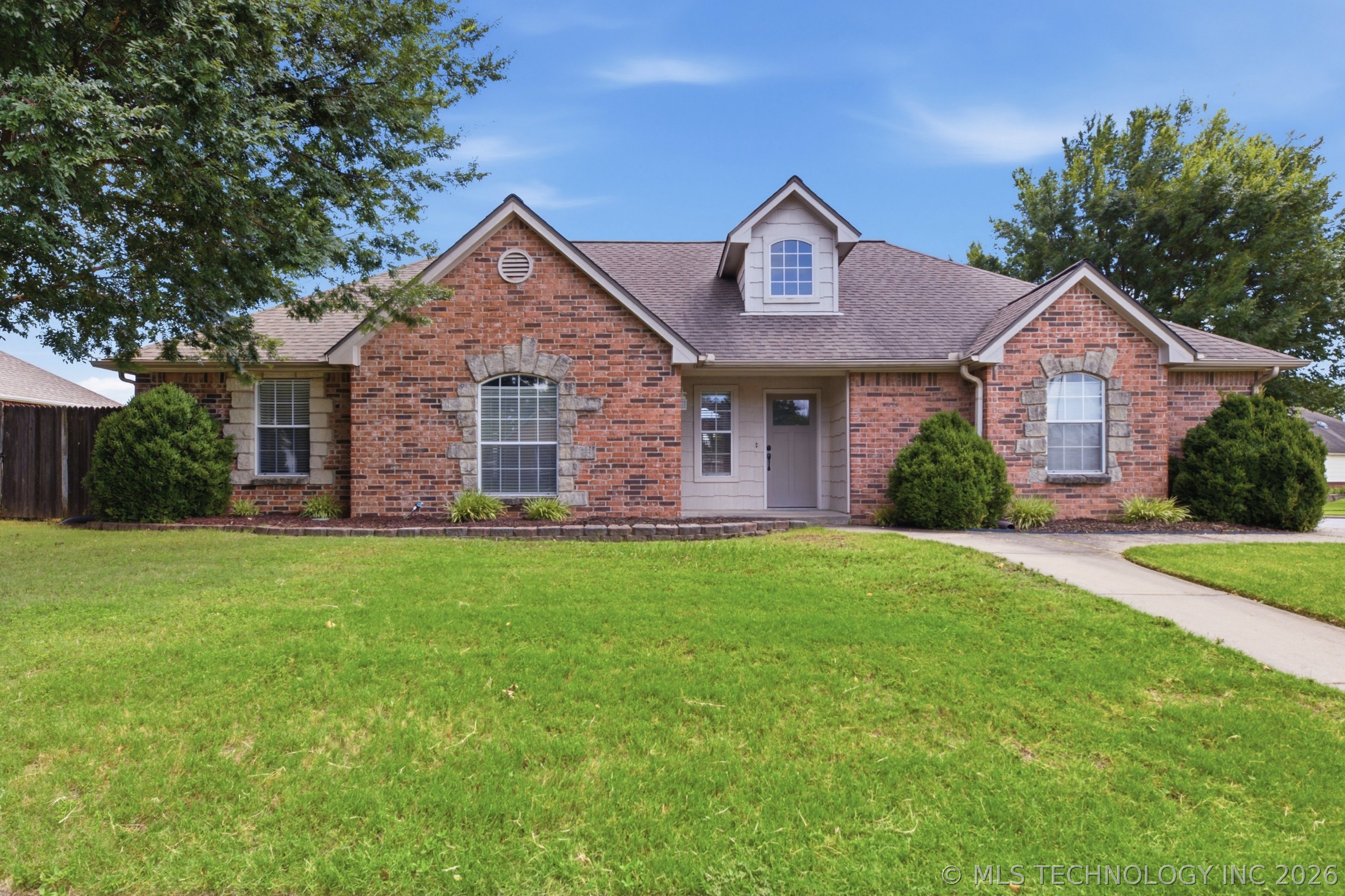 Photo 1 of 30 — 1116 N 117th Court S, Jenks, OK 74037