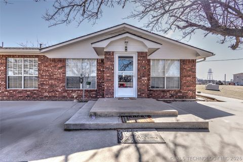 Photo of 13160 E 2150, Terral, OK 73569 (MLS # 2604848)