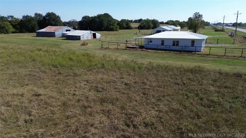 Photo of 17244 Lake Highway, Coalgate, OK 74538 (MLS # 2607208)