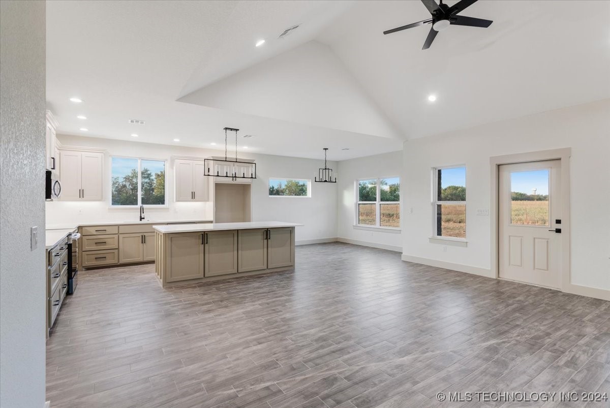 845 Springfield Court