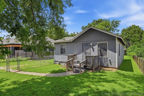 Photo of 2725 W Cameron Street, Tulsa, OK 74127 (MLS # 2624687)
