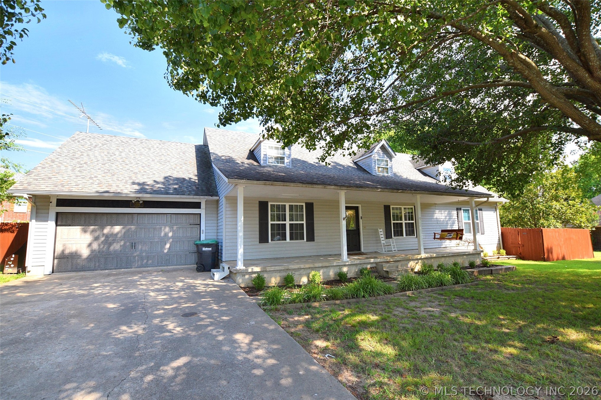 Photo 1 of 30 — 508 Covington Place, Tahlequah, OK 74464