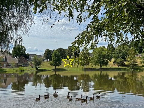 Photo of 780 W Southlake Drive, Tahlequah, OK 74464 (MLS # 2605950)
