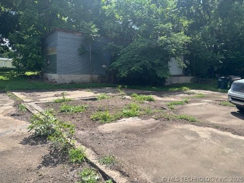 Photo of 103 Stand Watie Boulevard, Webbers Falls, OK 74470 (MLS # 2622217)