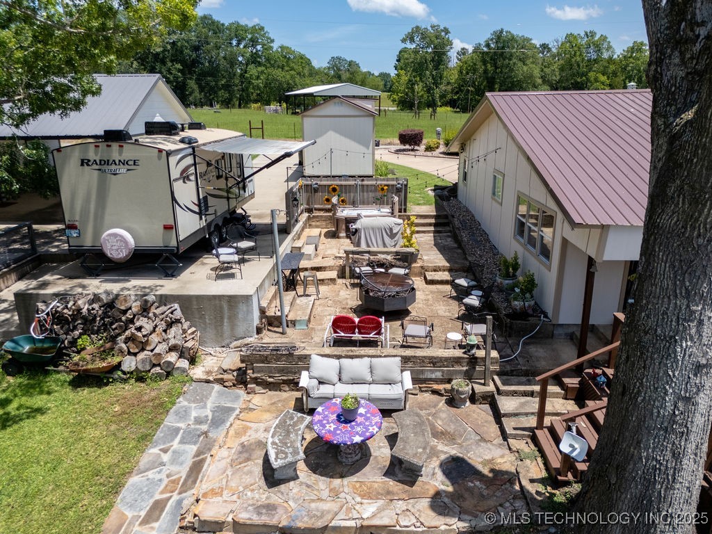 1064 Lakeside Drive