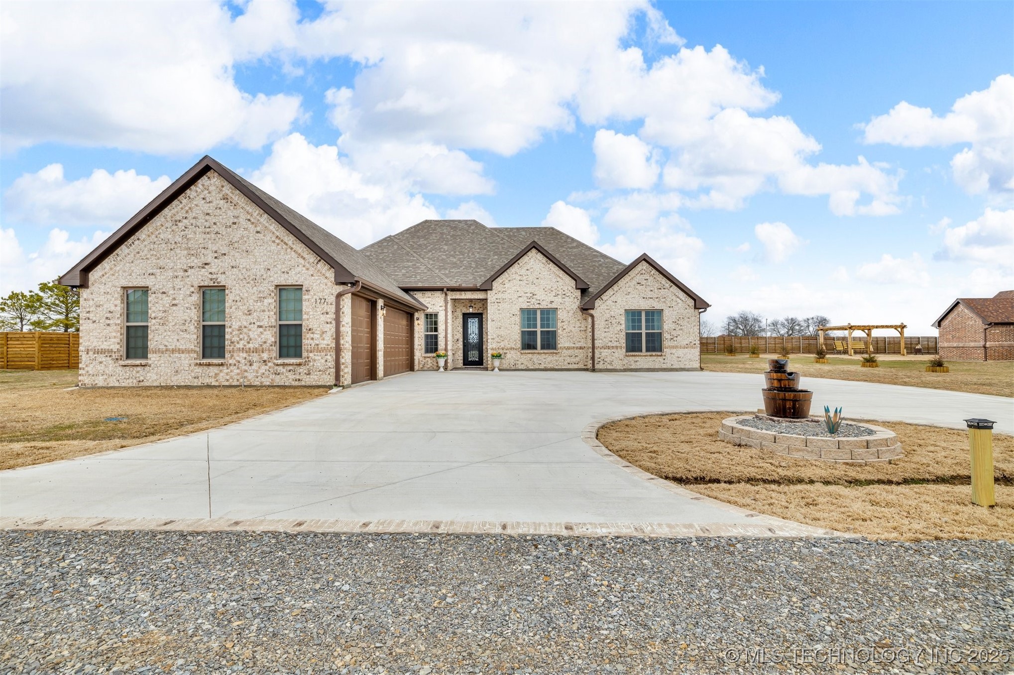 177 River Bend