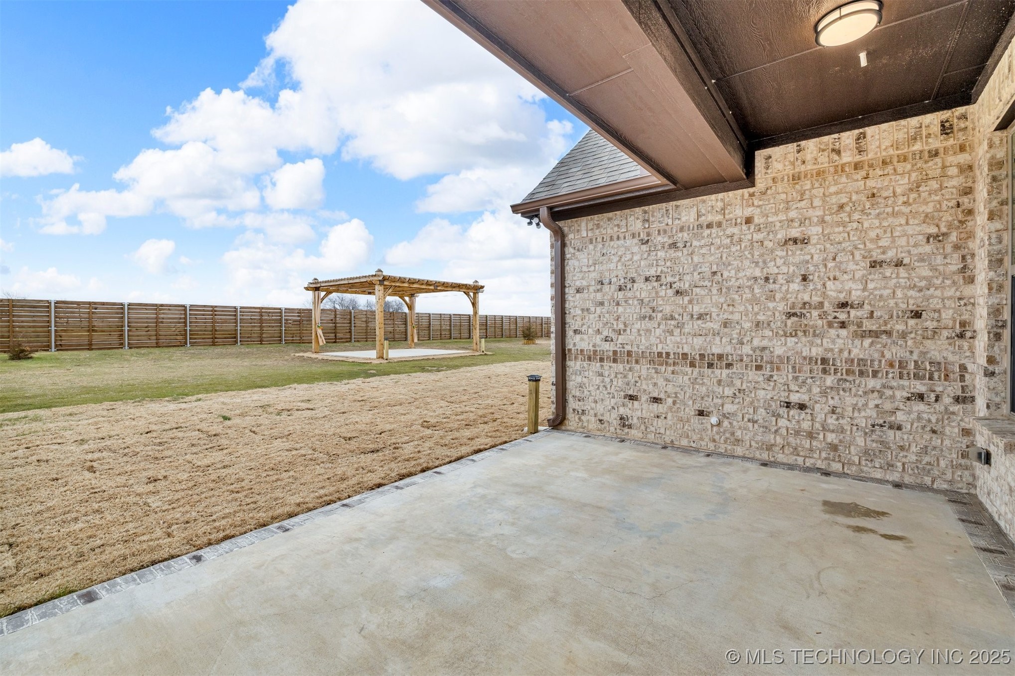 177 River Bend