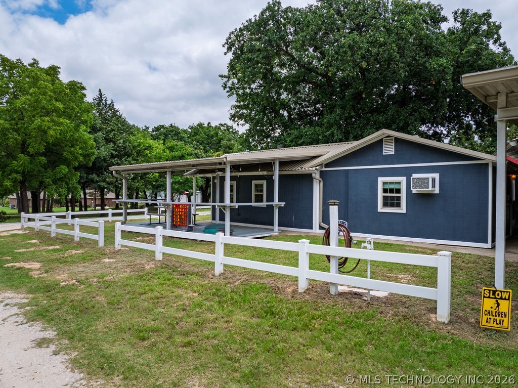 5112 Oakwood