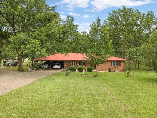 1307 CHICKASAW RD, CALERA, OK 74730 - Image 9083b4022b4f66ef64ffb49142c9d67a/1483042948