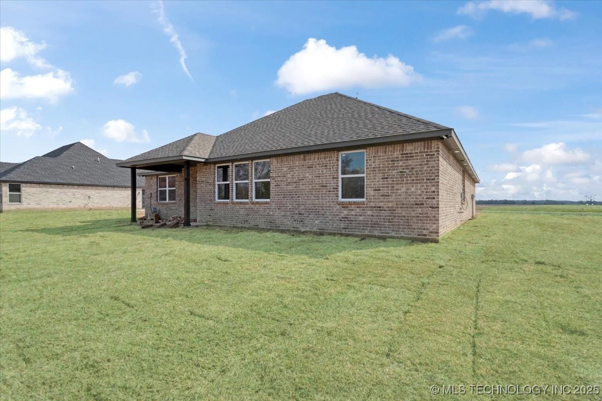 320 Sunset Way
