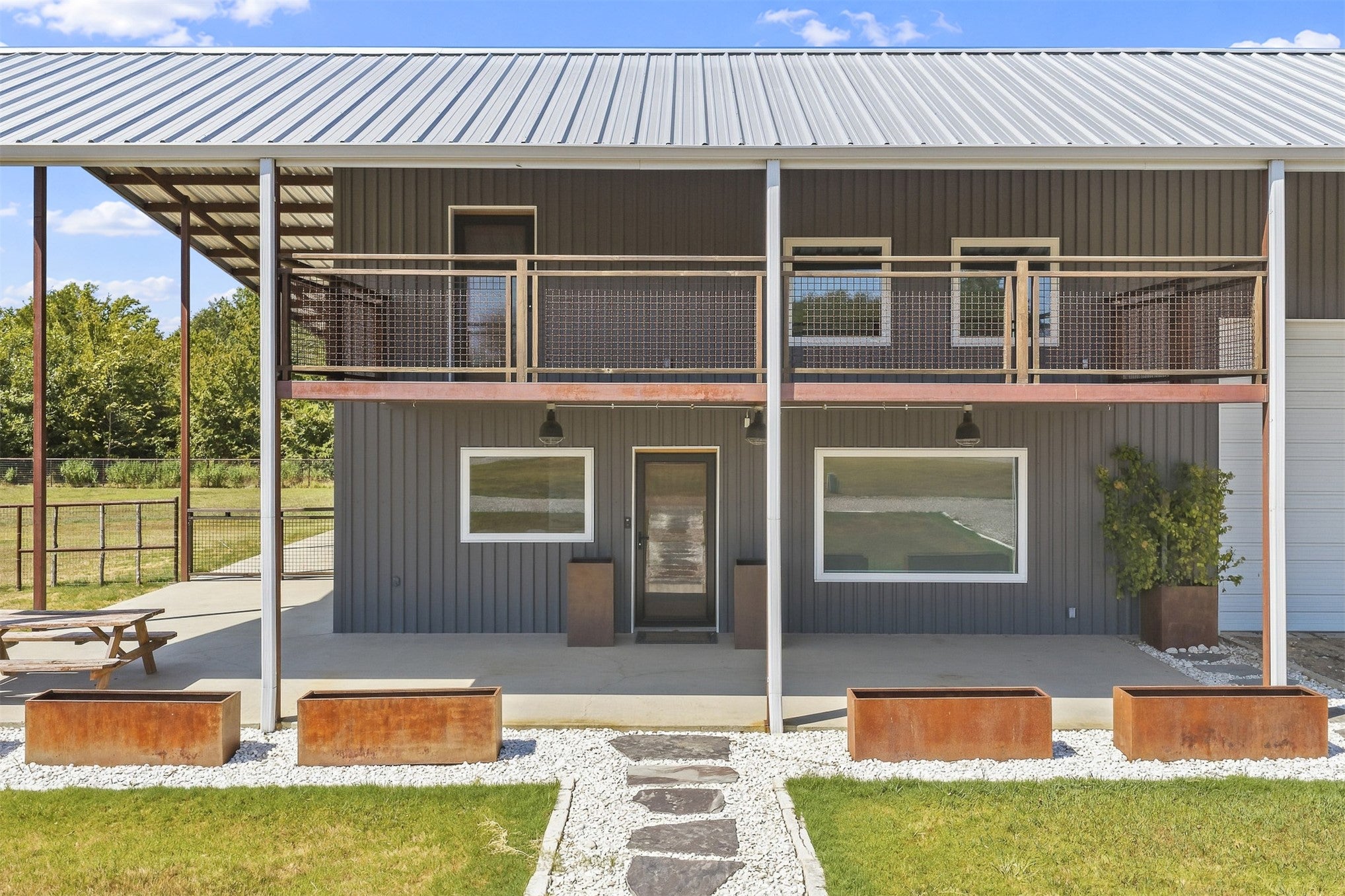 9273 Hwy 70 A