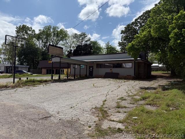 1319 N 1st