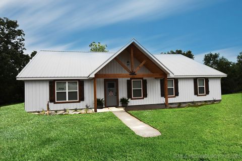 Photo of 20471 W Chicken Creek Road, Cookson, OK 74427 (MLS # 2548745)