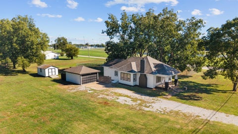 Photo of 2520 E Tuxedo Boulevard, Bartlesville, OK 74006 (MLS # 2637785)