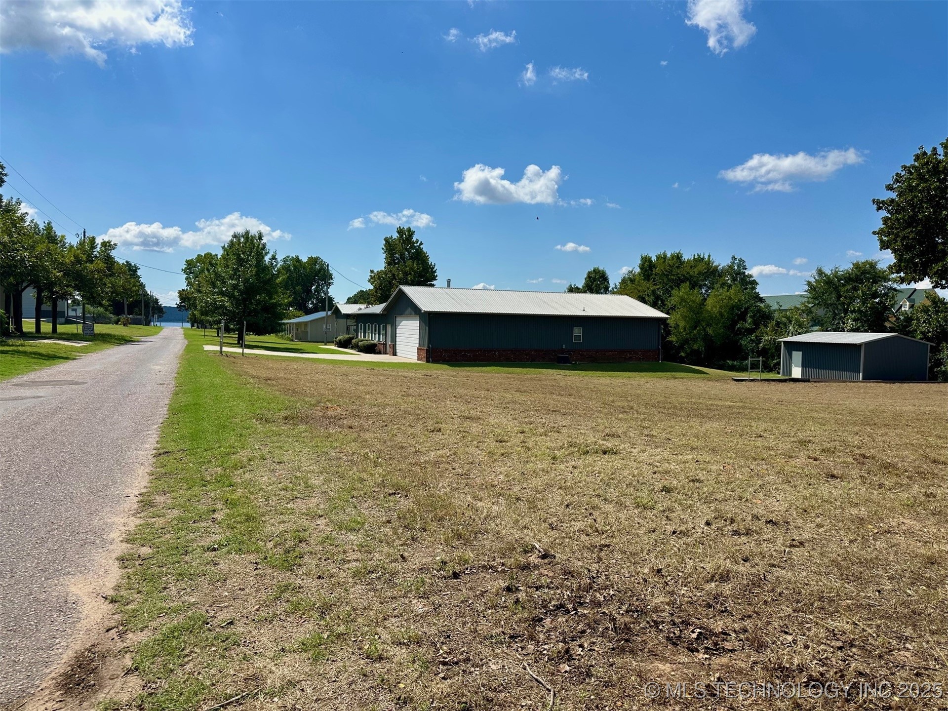 0 Wagon Train Road
