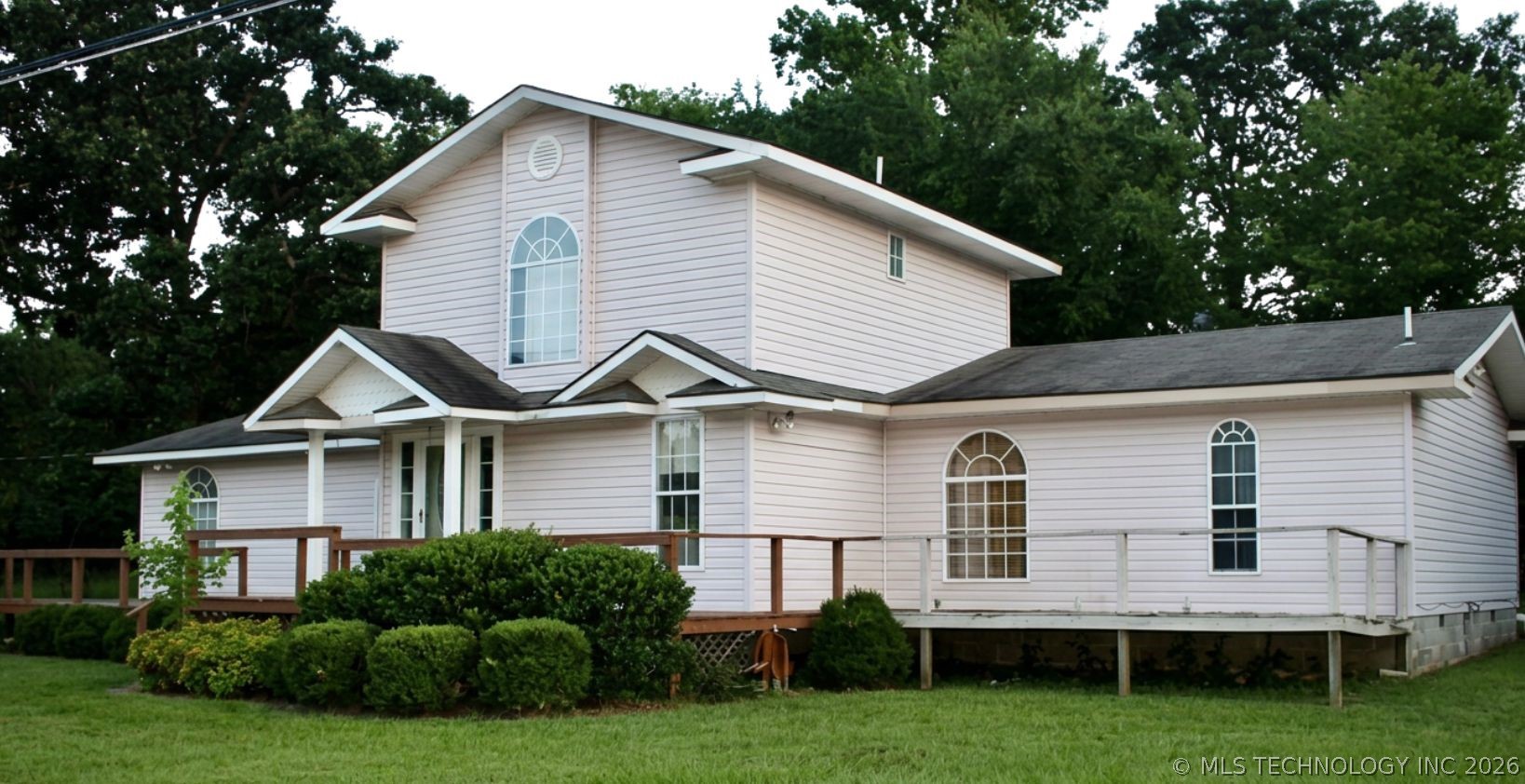 Photo 1 of 26 — 314 W Sandy Creek Road, Atoka, OK 74525