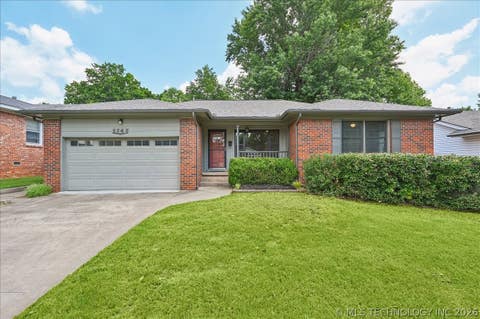 Photo of 5743 E 24th Street, Tulsa, OK 74114 (MLS # 2623305)