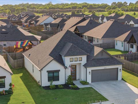 Photo of 10714 S 281st East Avenue, Coweta, OK 74429 (MLS # 2624856)