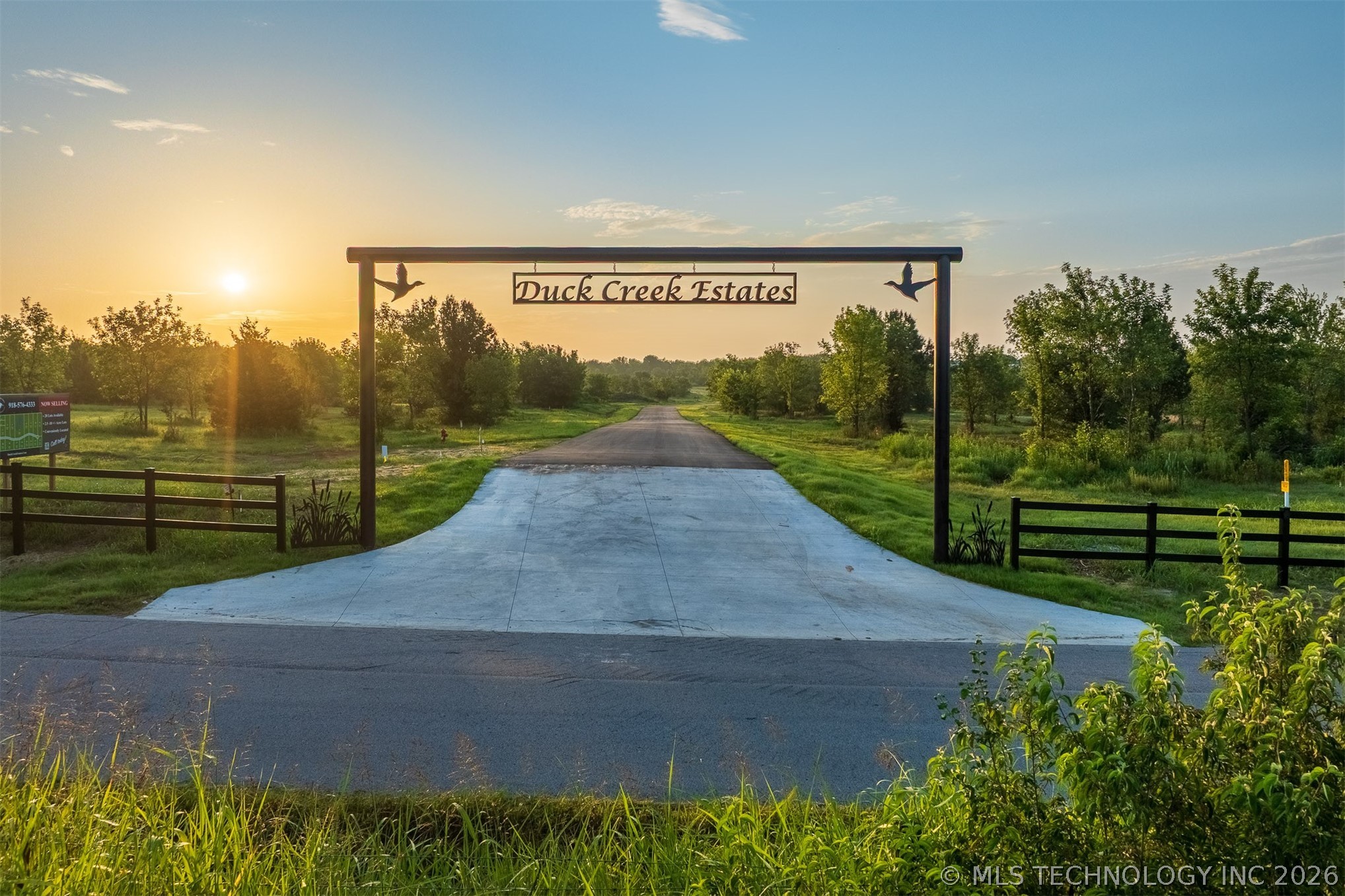 Photo 1 of 34 — 011 W 195th Street S, Mounds, OK 74047