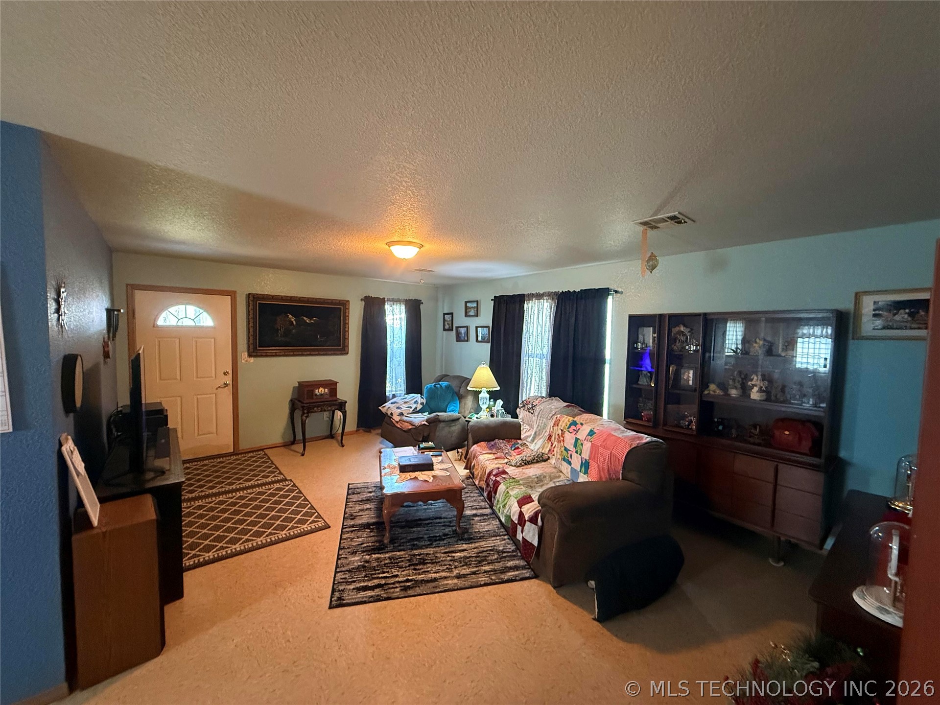 699 Cox Lane