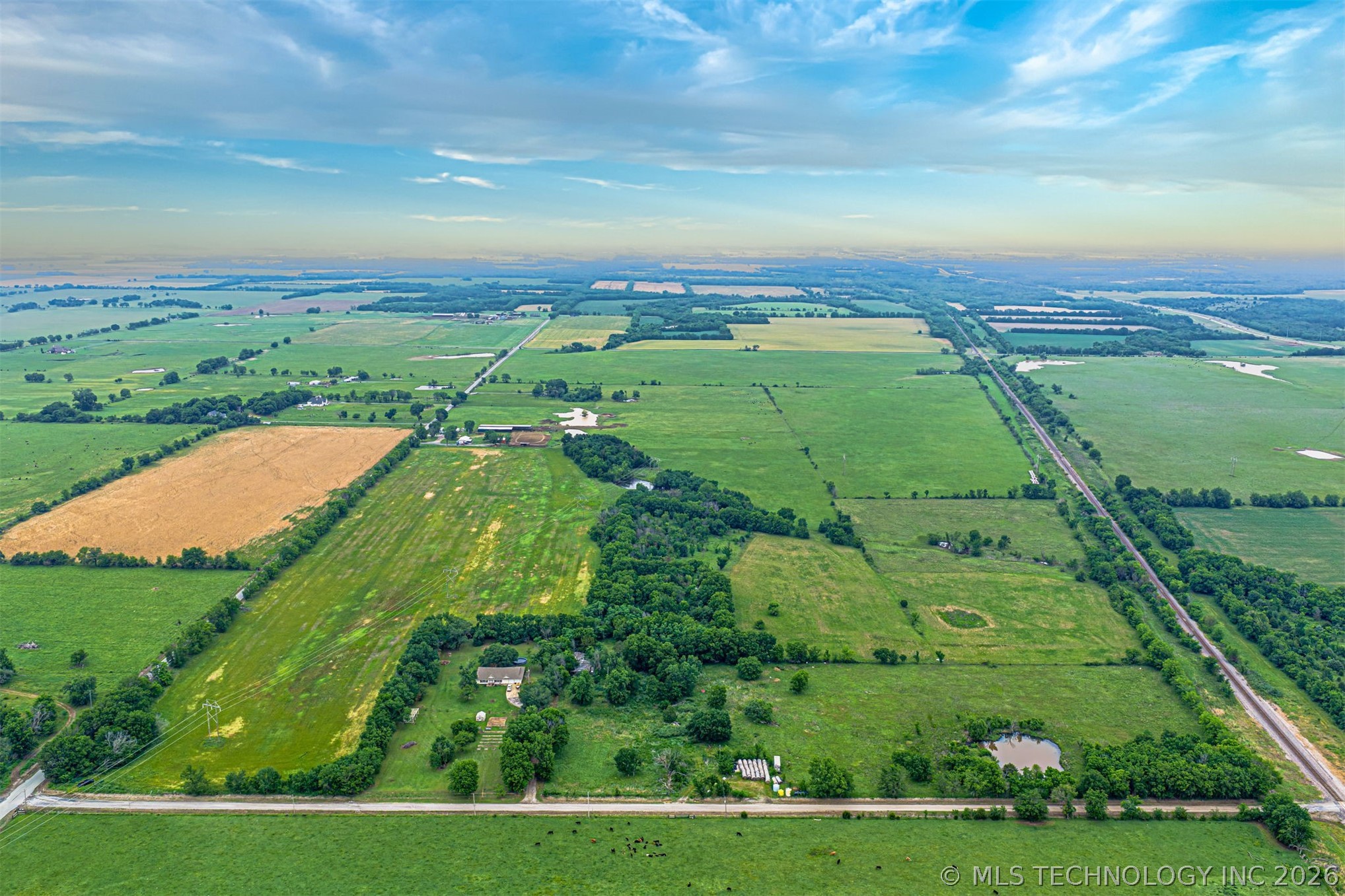 Photo 1 of 27 — 100 E 700 Road, Wagoner, OK 74467