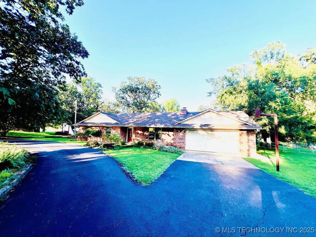 276 Emery Lane