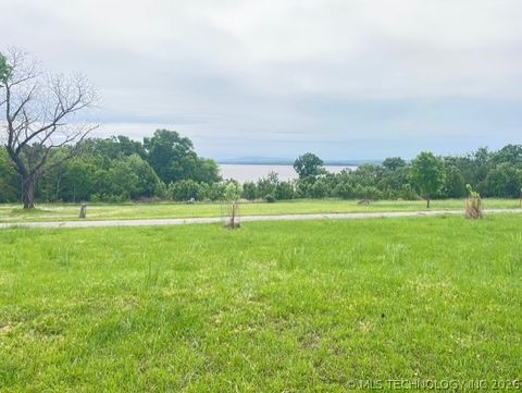 Photo of 4609251 E 1146th Road, Sallisaw, OK 74955 (MLS # 2614762)