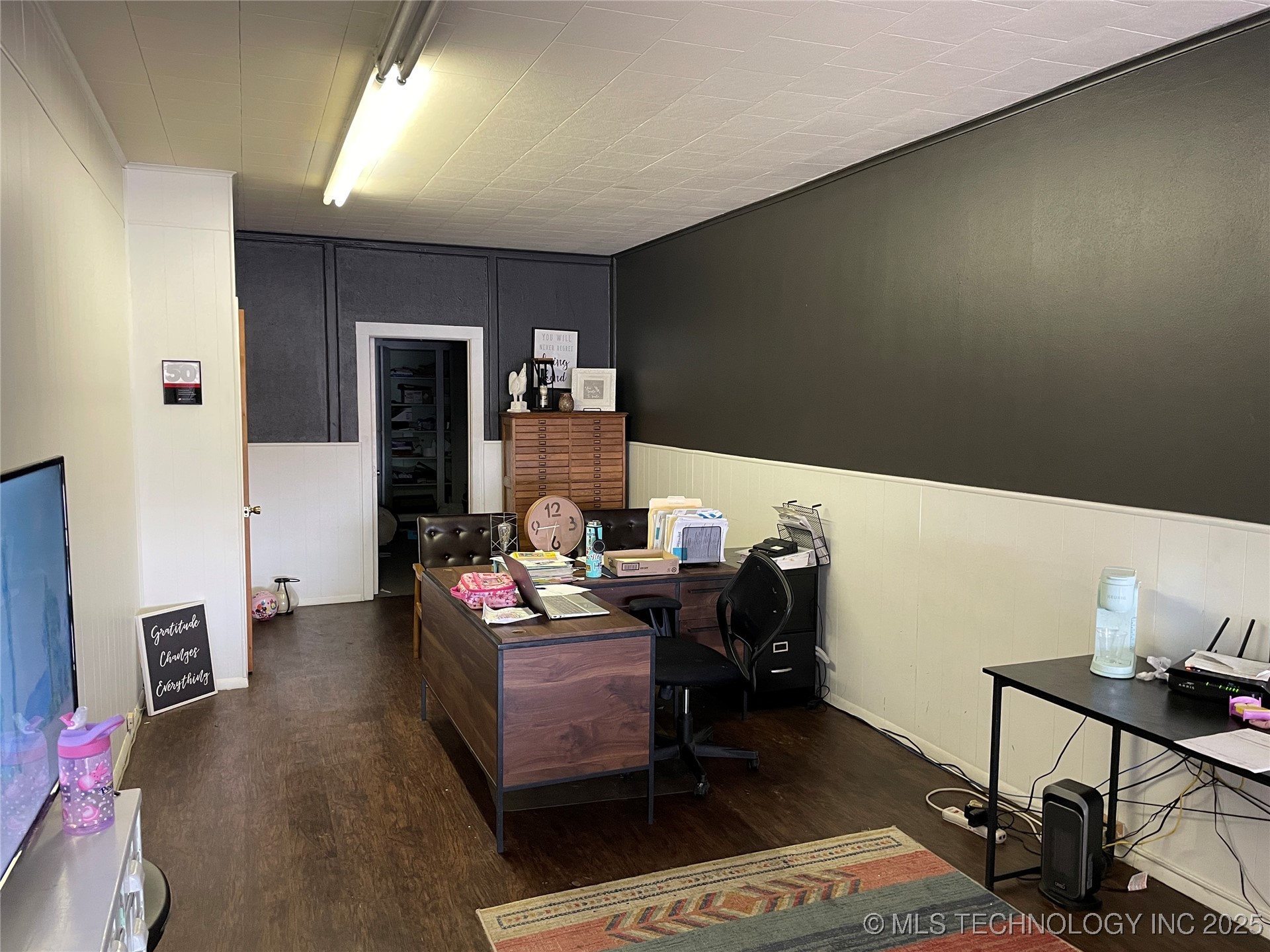 210 W Evergreen Street