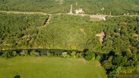 Photo of 100257 Hwy 100, Gore, OK 74435 (MLS # 2602645)