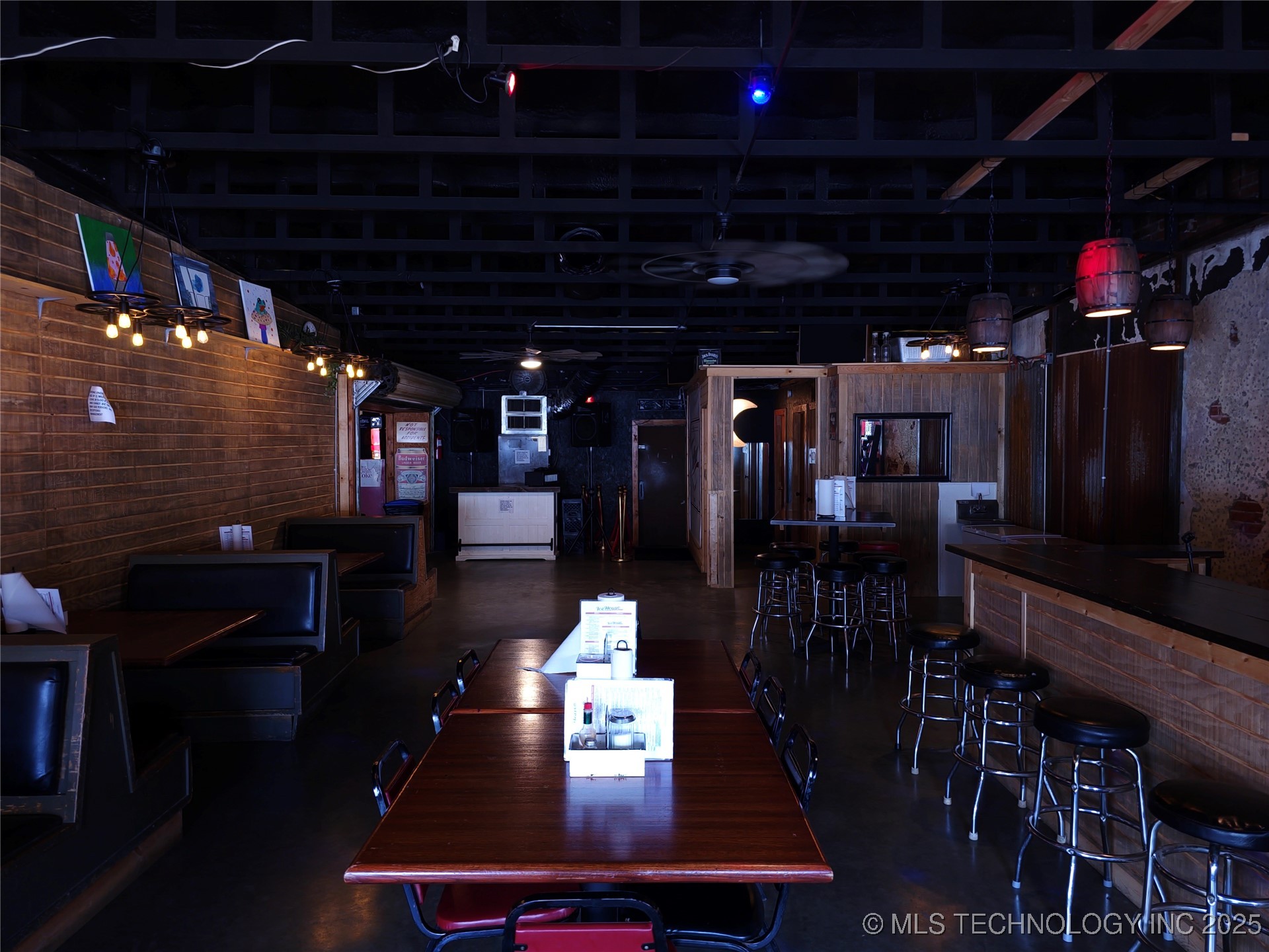 312 W Main