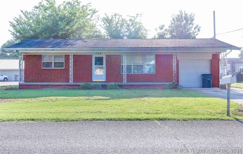 Photo of Wagoner, OK 74467 (MLS # 2625128)