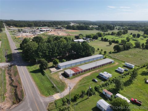 Photo of 22370 S Bald Hill Road, Tahlequah, OK 74464 (MLS # 2530056)