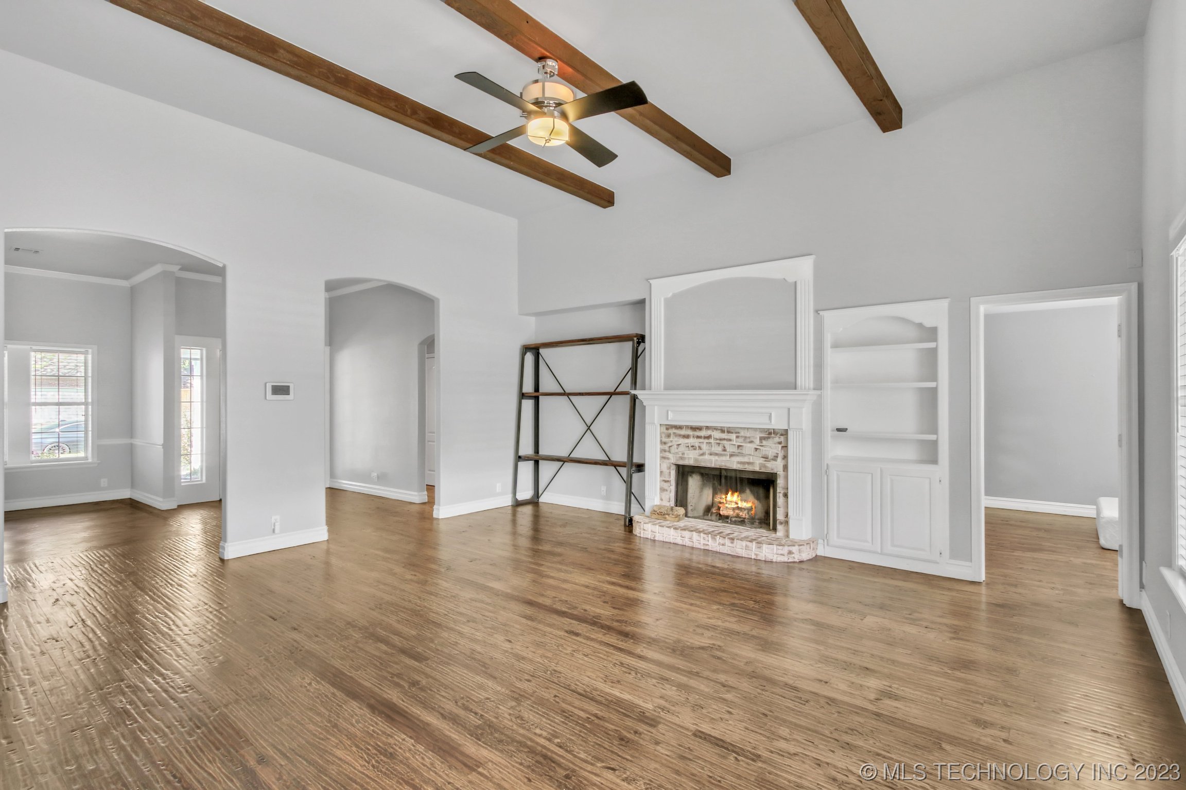 Photo 6 of 29 of 4325 S Aspen Place house