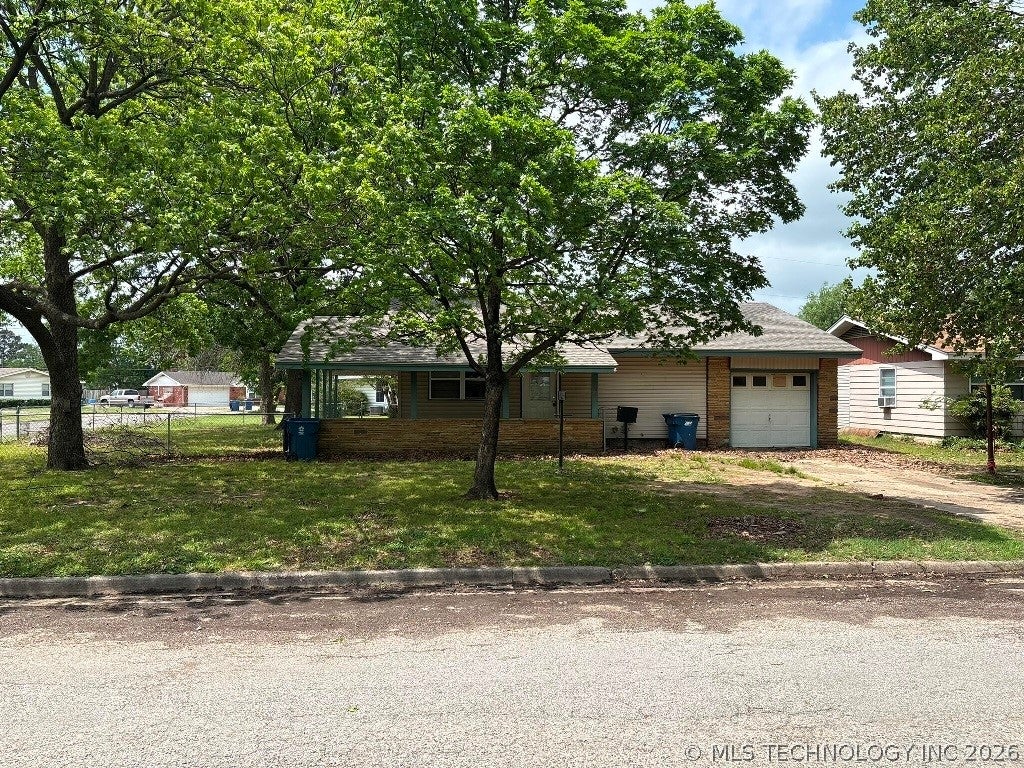 Photo 1 of 16 — 2101 N B Street, McAlester, OK 74501