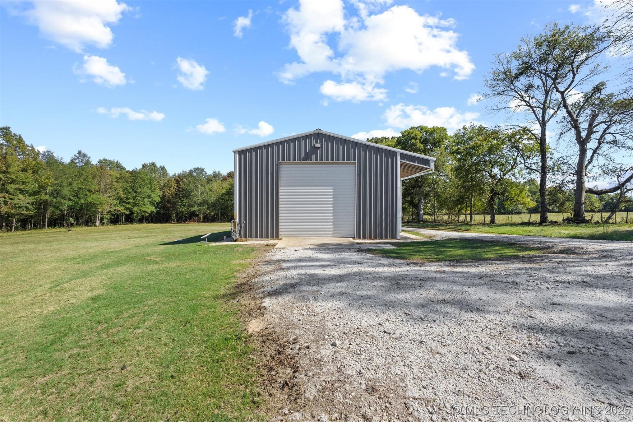 1552 Green Acres Road