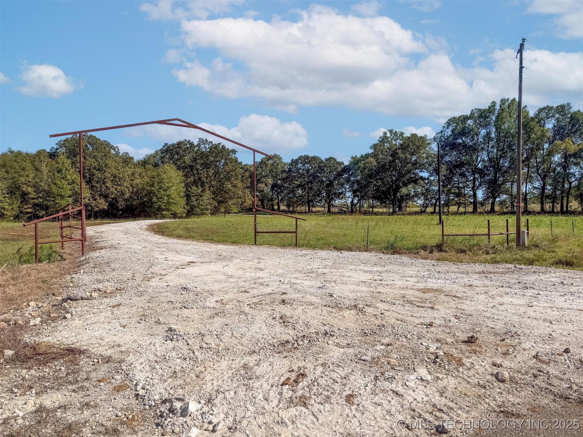 1552 Green Acres Road