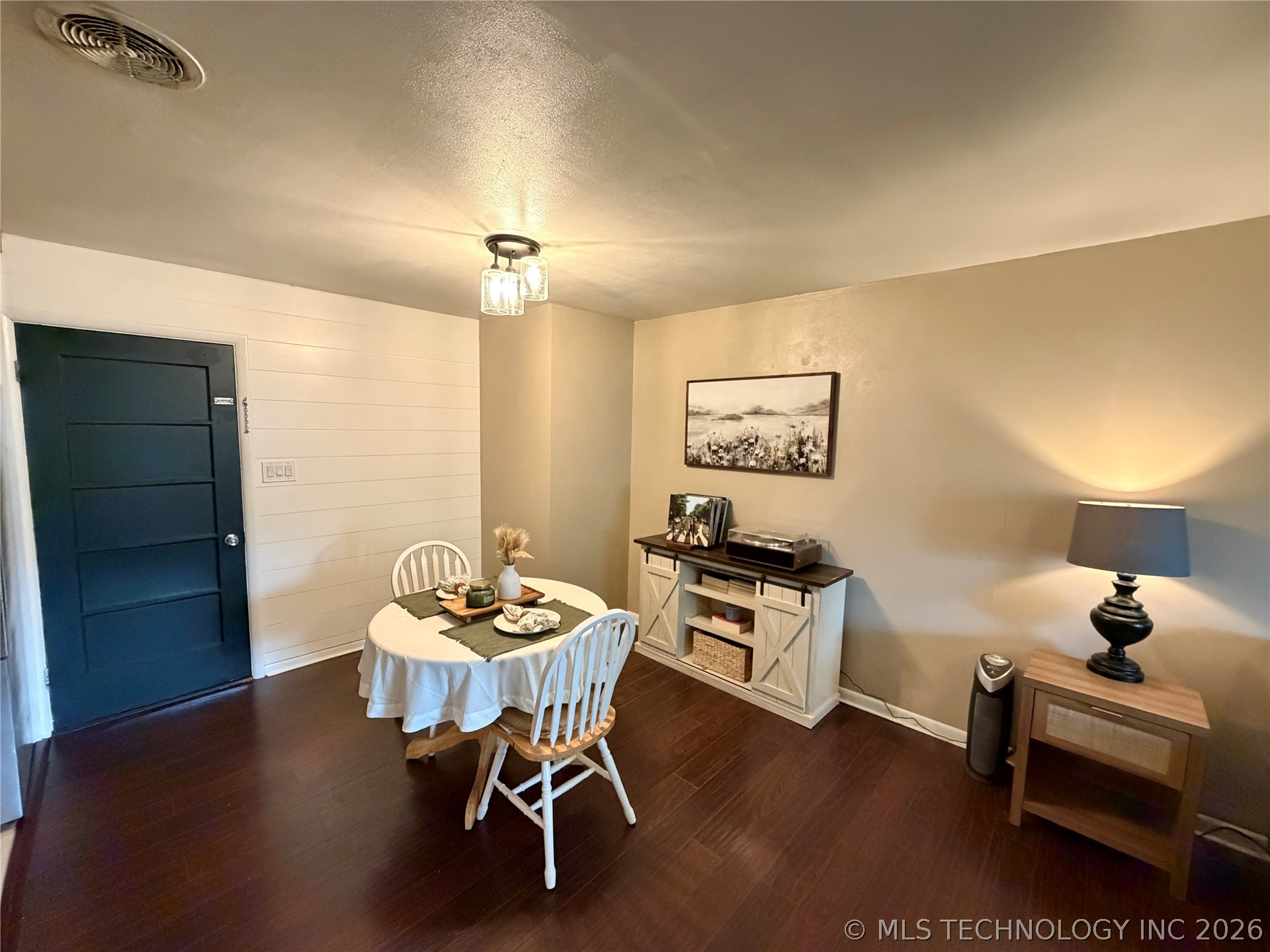 2407 Fredonia Street, Muskogee, OK 74403 — MLS #2612468 — photo 10 of 30