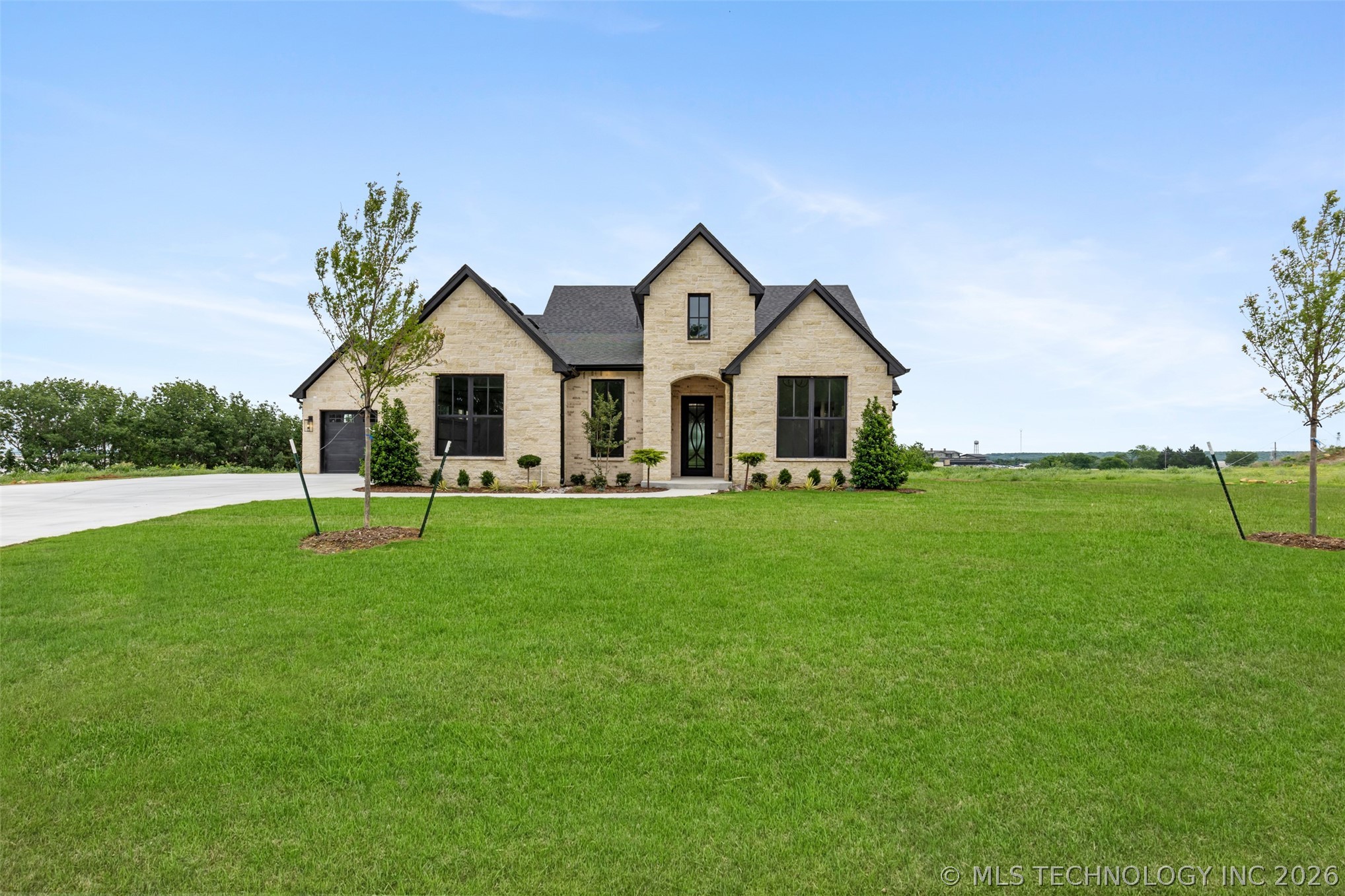 12216 Reflection Pointe Drive