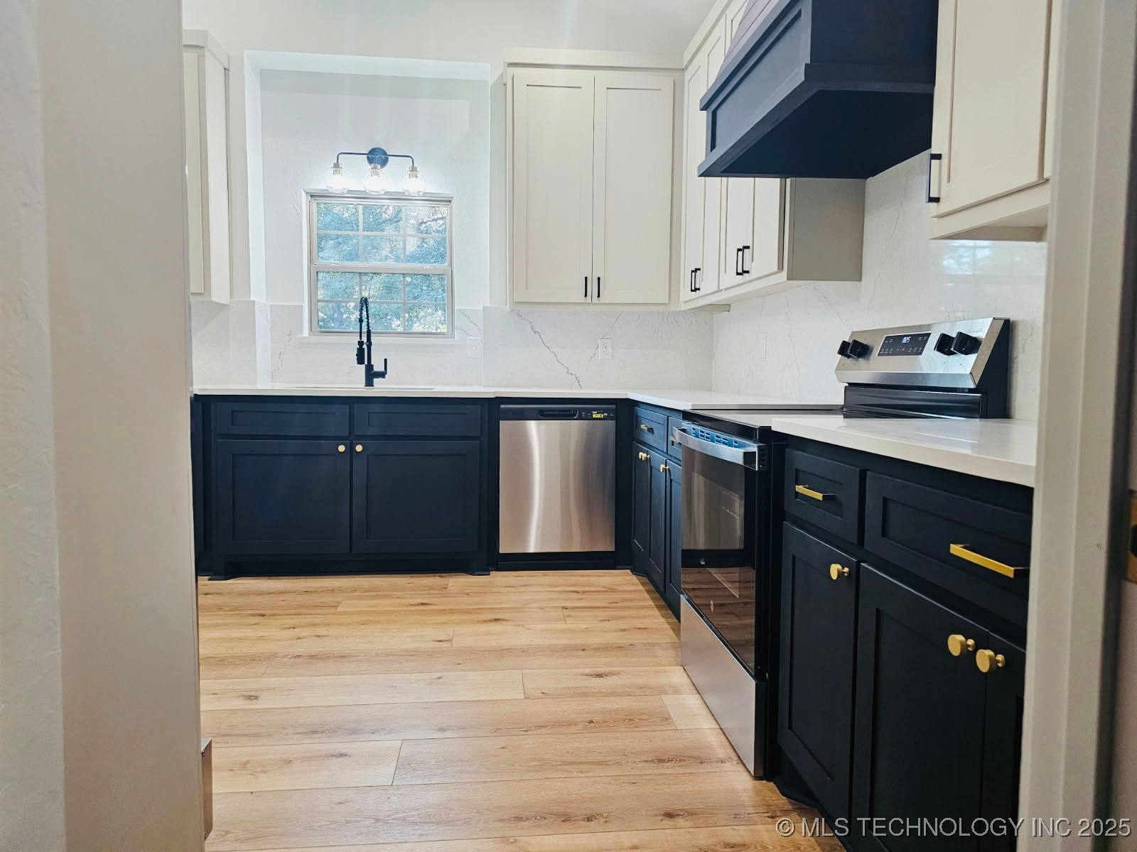 11130 Spanish Oak